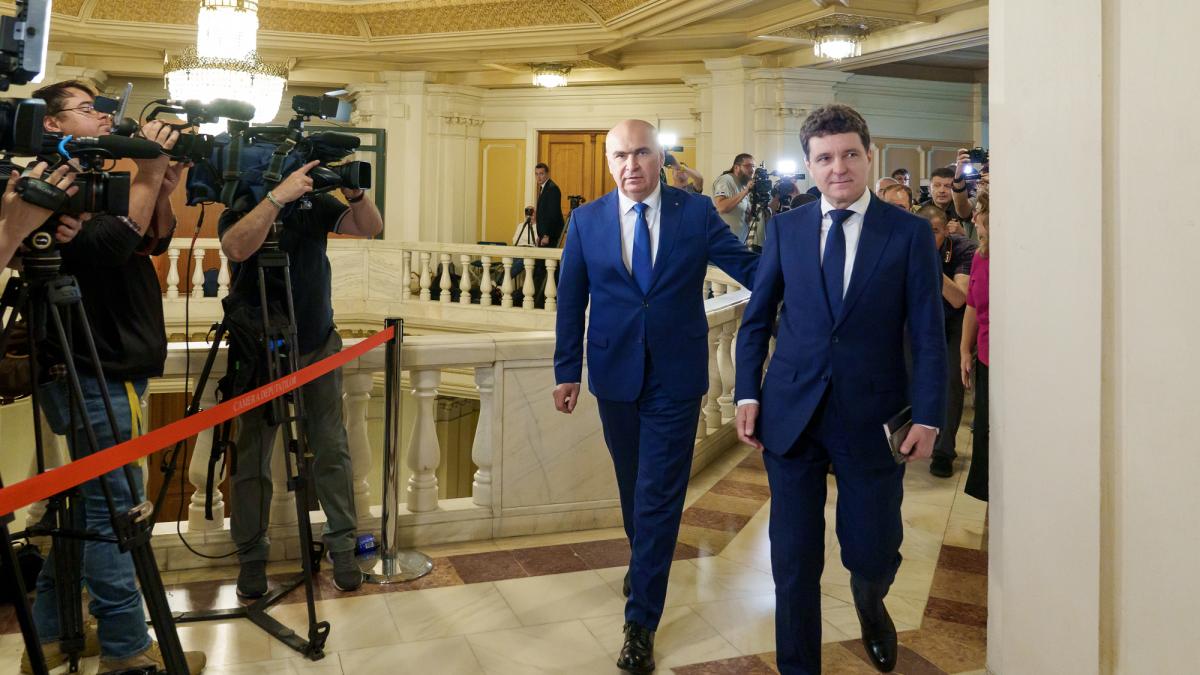 Nicusor Dan l a numit pe Ilie Bolojan premier