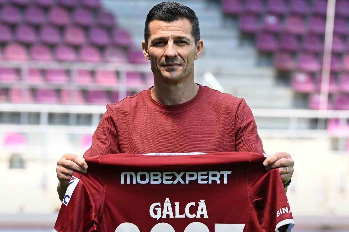 Rapid este antrenor Constantin Galca a semnat