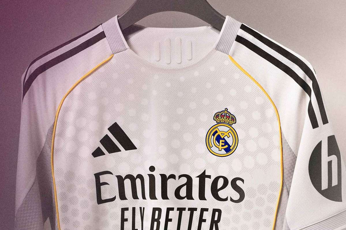 Real Madrid a prezentat noul echipament pentru 202526