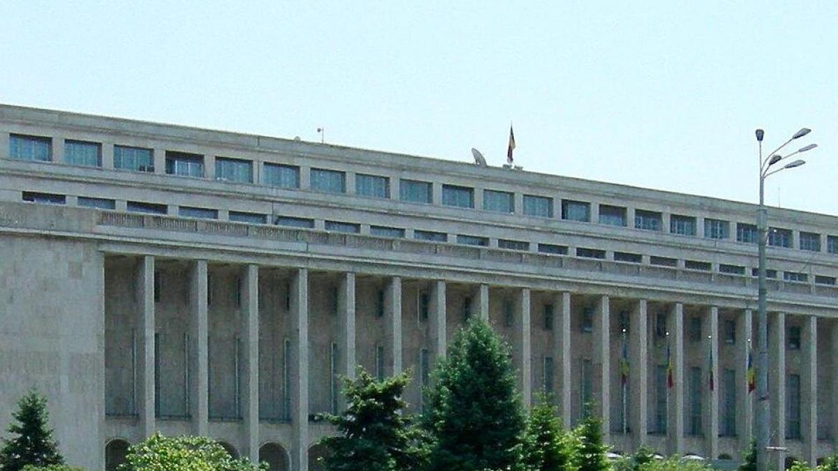 Sindicalistii cer lui Bolojan sa retraga ordonanta care taie sporurile