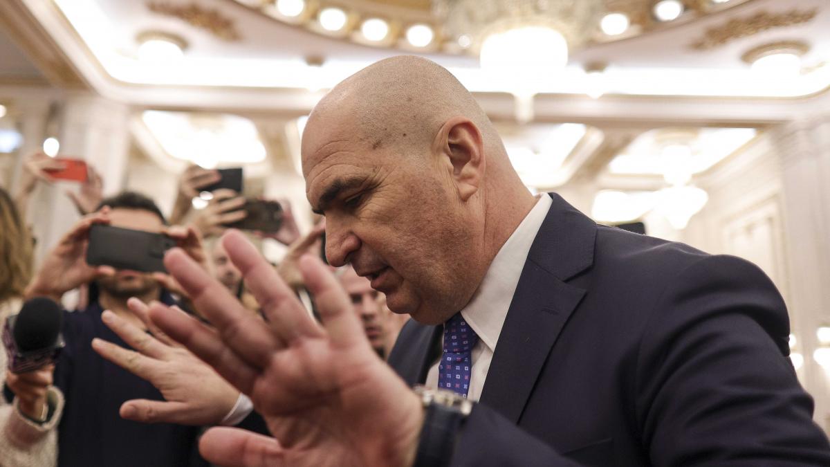 Angajatii din Guvern il acuza pe Ilie Bolojan de vendeta