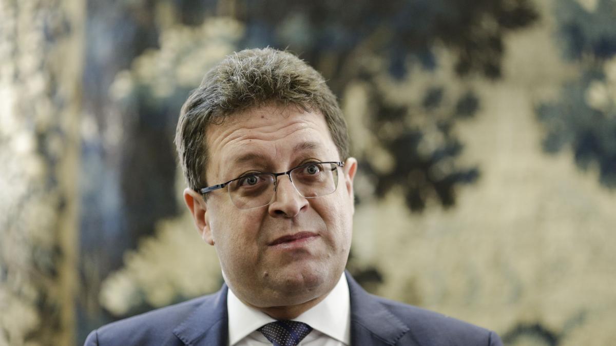 Directorul RA APPS salariu si beneficii de 1 milion euro pe an