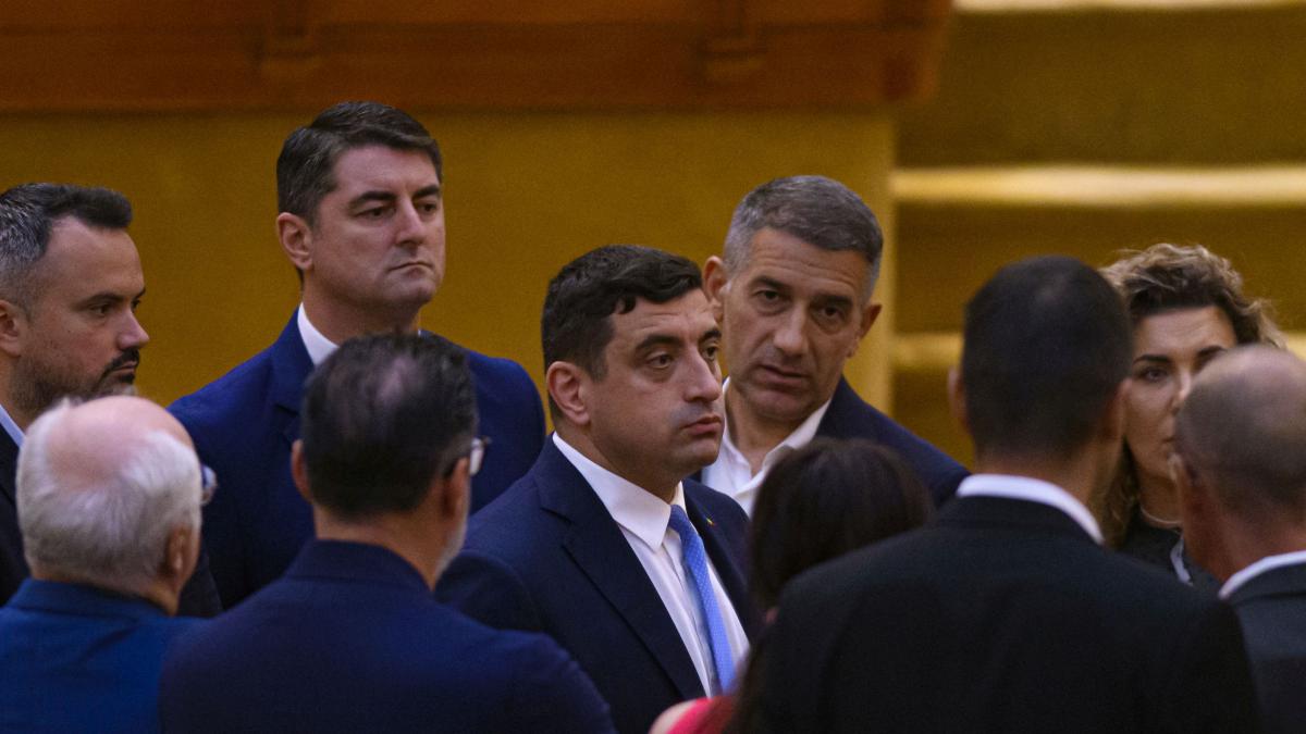 Grupul de luptatori romani acuza pe George Simion