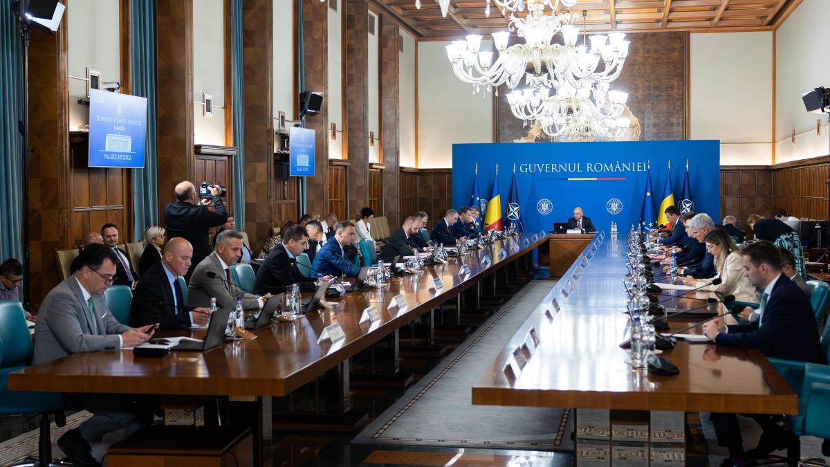 Guvernul modifica Legea Austeritatii CASS si accize