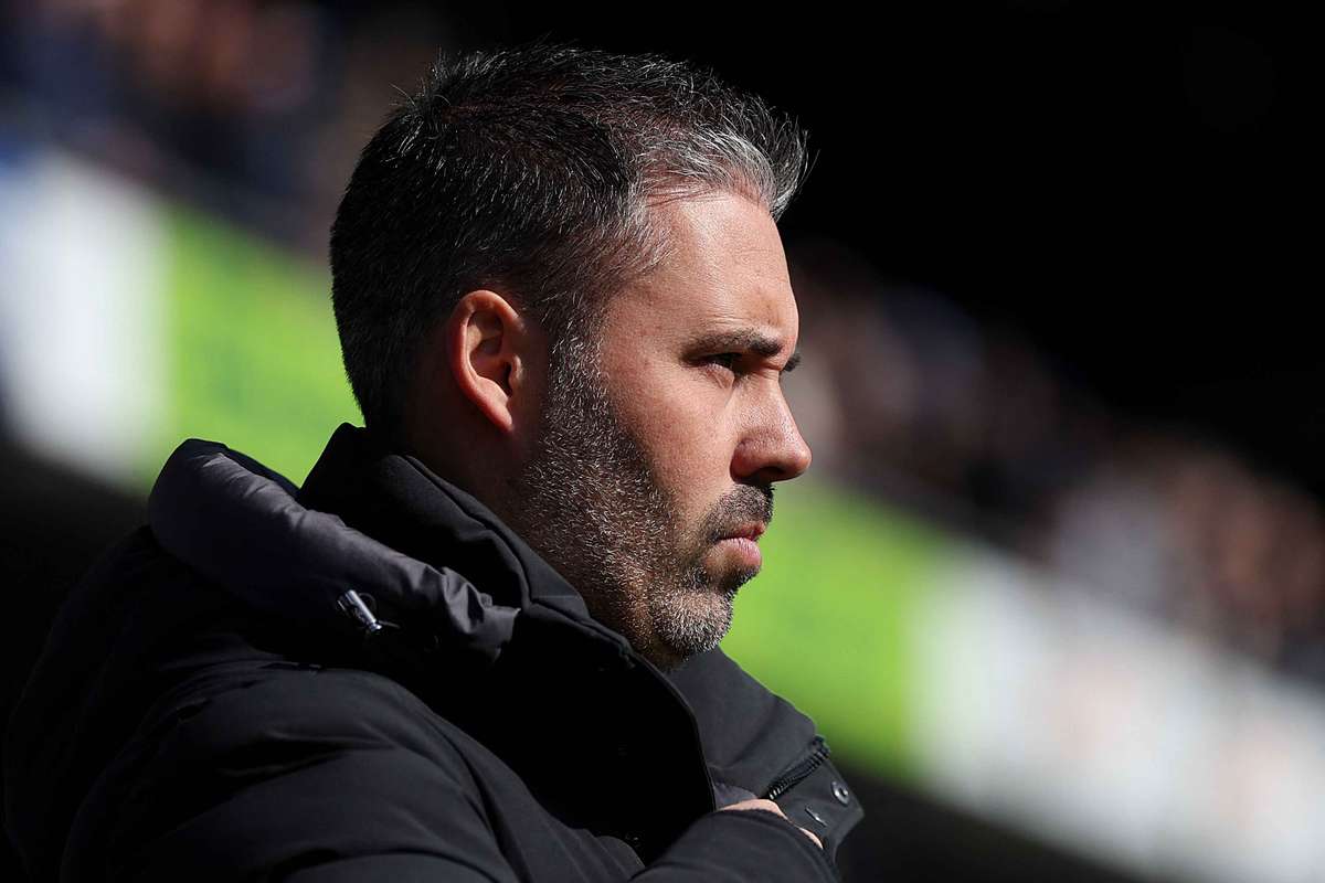 Leicester City angajeaza antrenor de la QPR dupa plecarea lui Ruud van Nistelrooy