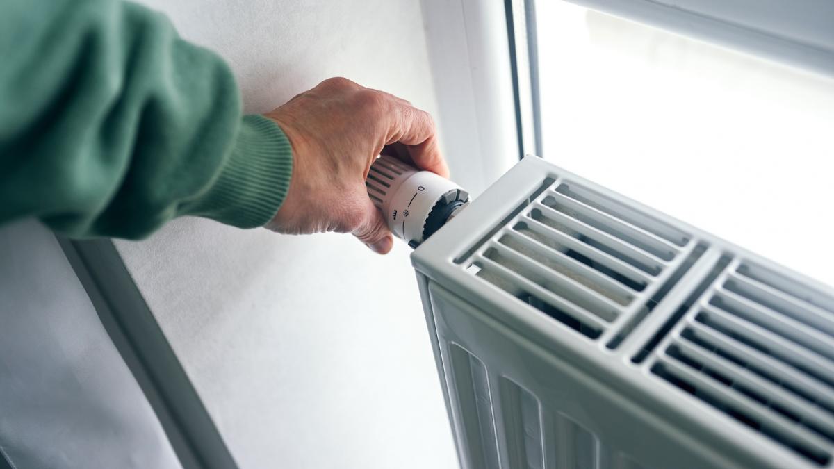 Premierul Bolojan Preturile termoficarii vor creste usor