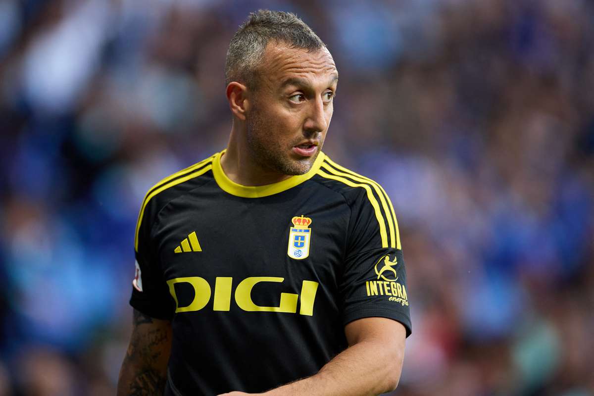 Santi Cazorla ex star Arsenal semneaza cu Real Oviedo la 40 de ani