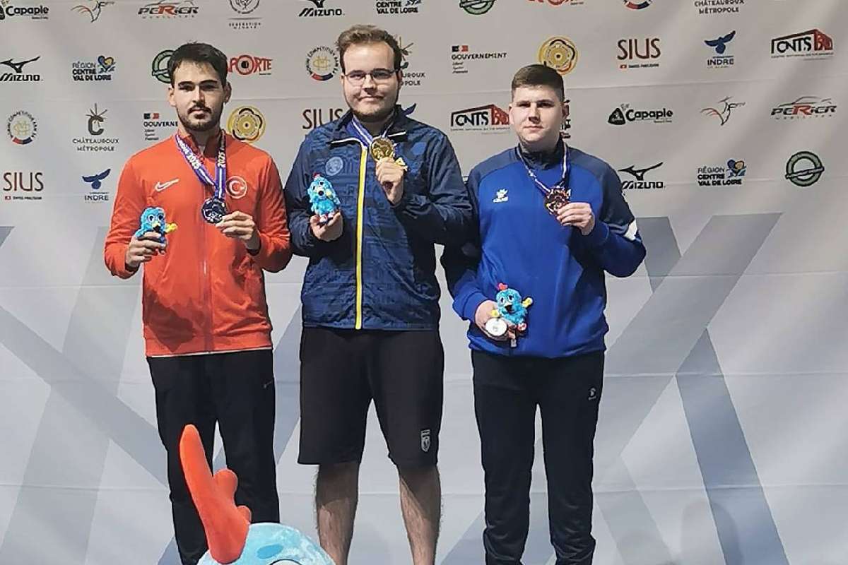 Sperante pentru olimpiada Luca Joldea campion european juniori la pistol 50m