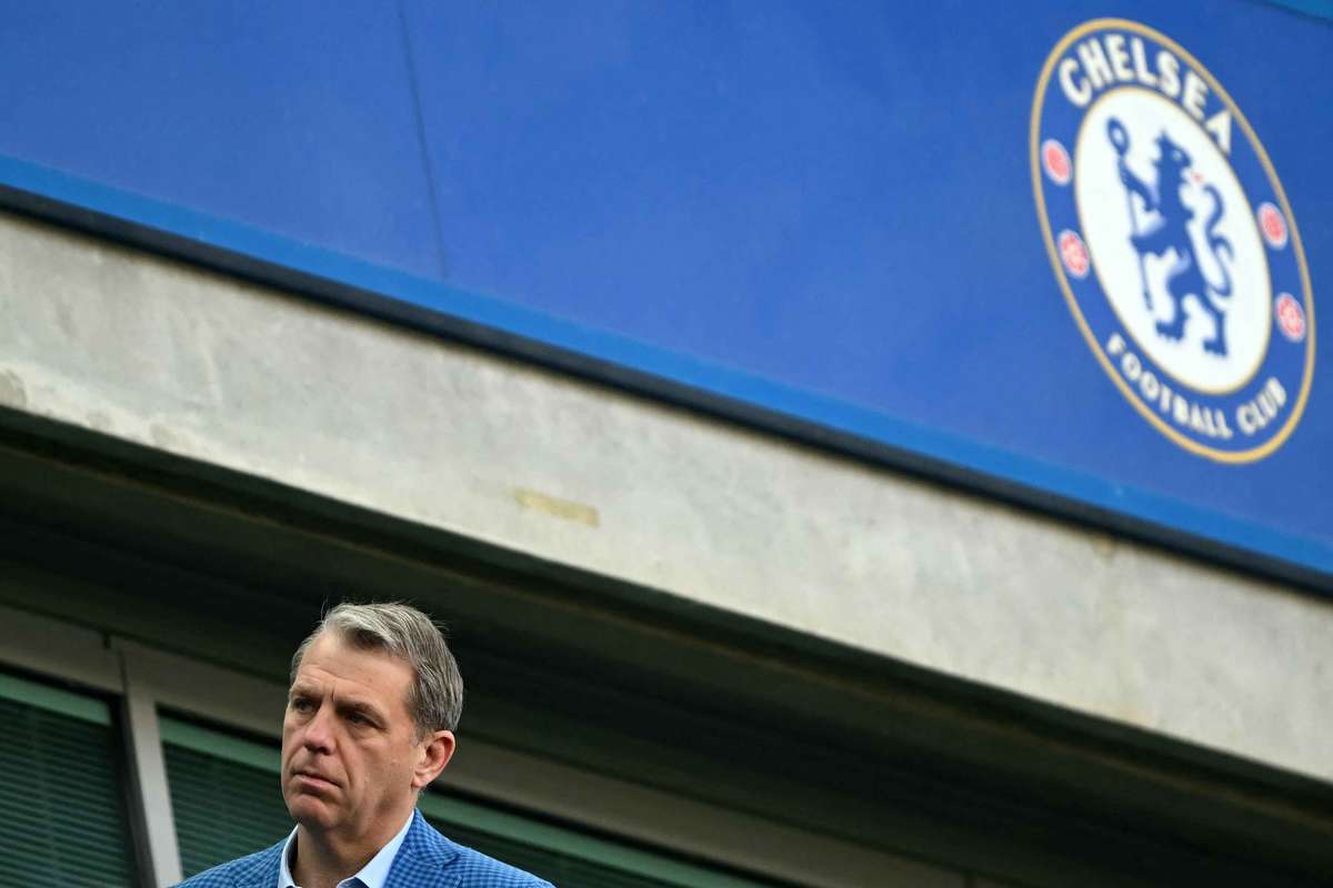 UEFA impune amenzi severe pentru cluburile de top