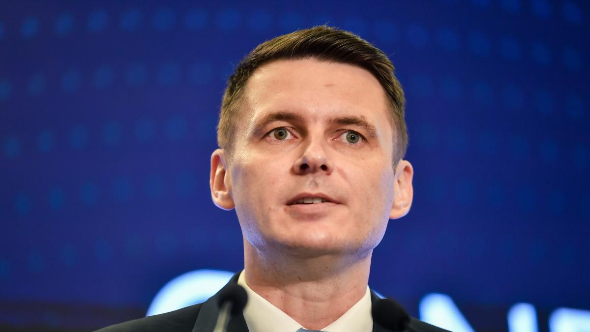 Abrudean Necesita transparente si dezbatere pe Pilonul 2 de pensii