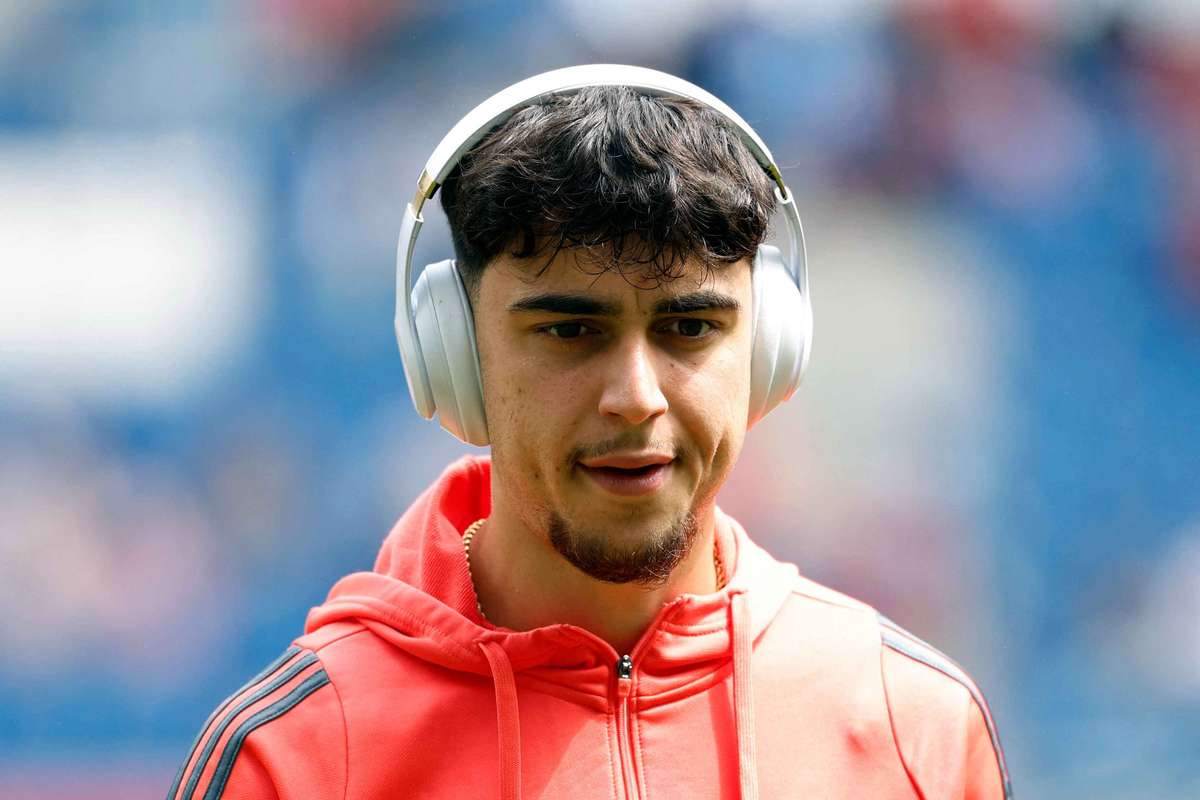 Aleksandar Pavlovic mijlocasul lui Bayern Munchen a suferit o fractura orbitala