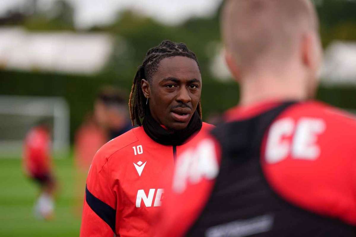 Arsenal da lovitura Eze ar putea ajunge pe Emirates