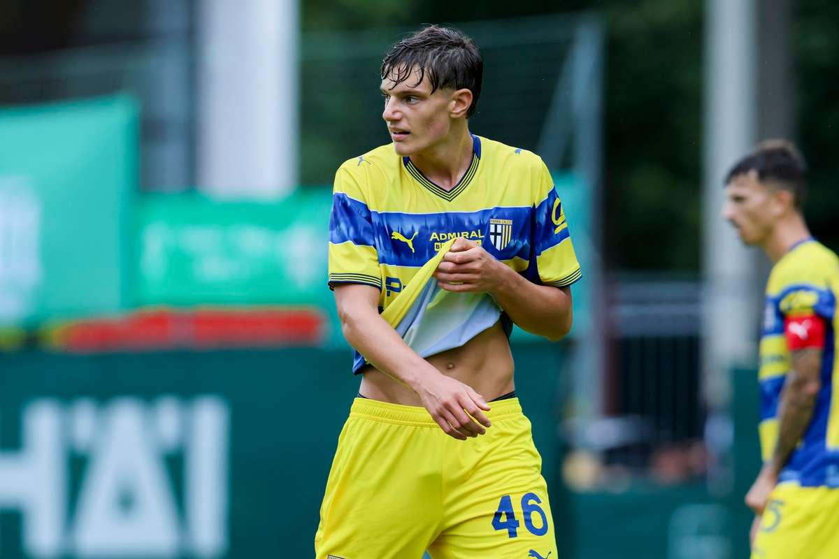 Liverpool oferte refuzate pentru Giovanni Leoni