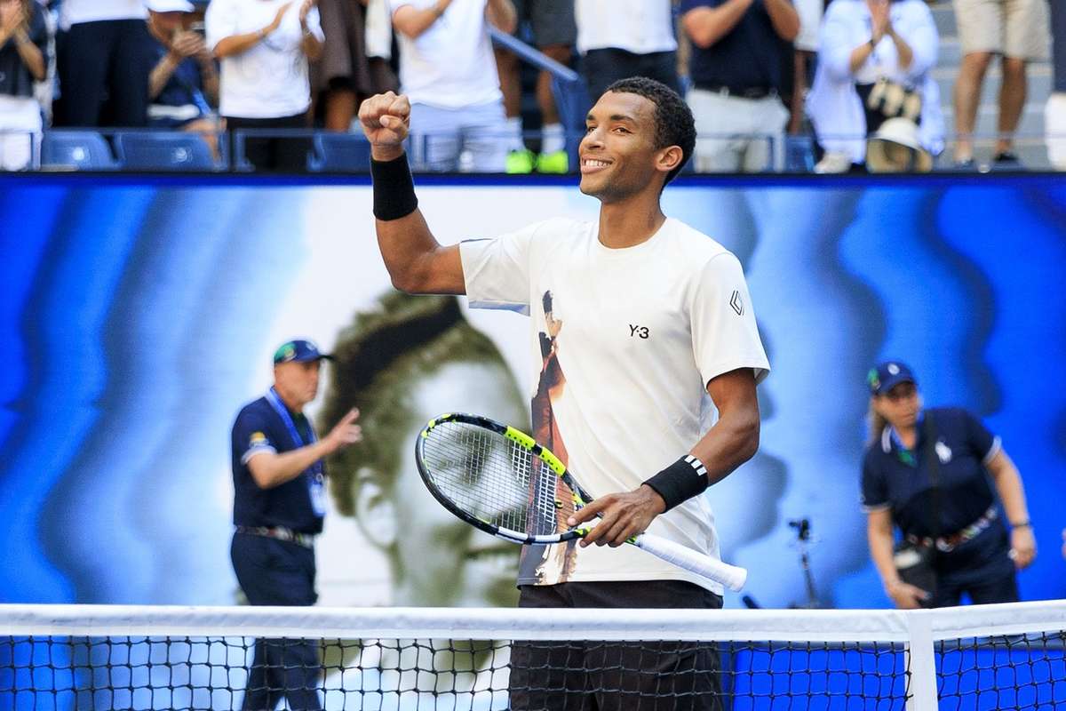 Auger Aliassime l a invins pe favorit si e in semifinale