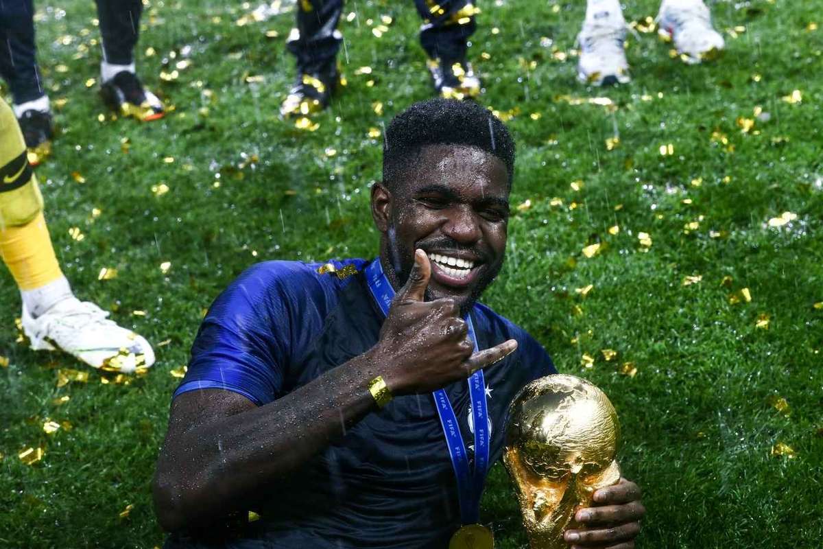 Fostul campion mondial al Barcelonei si a anuntat retragerea