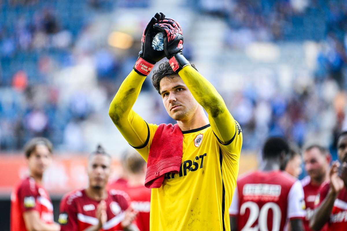 Manchester United a ajuns la un acord pentru portarul de inlocuire al lui Onana