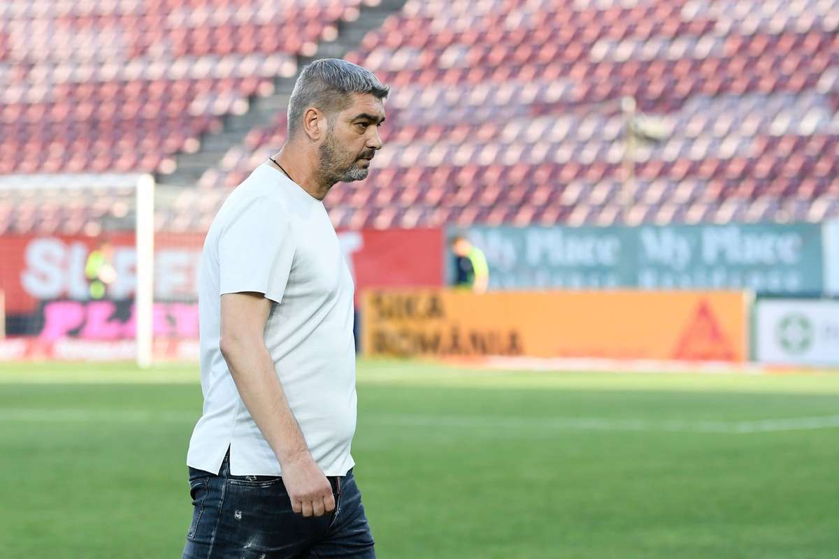 Petrolul a incetat colaborarea cu Liviu Ciobotariu Cine va prelua echipa