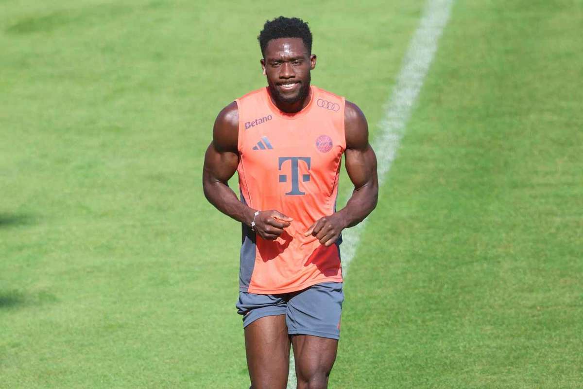 Starul Canadei s a intors la antrenamentele Bayern dupa cinci luni