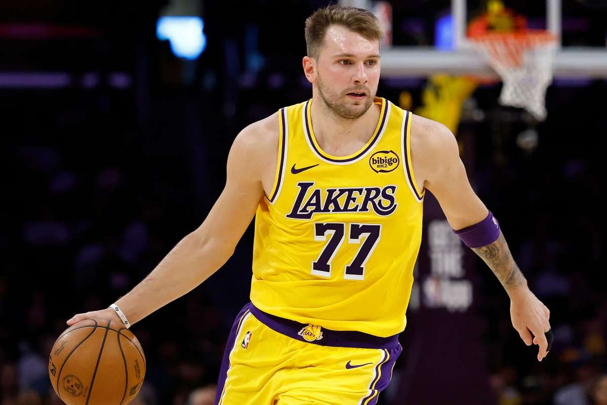 Luka Doncic debuteaza acasa cu o demonstraie istorica1761384987