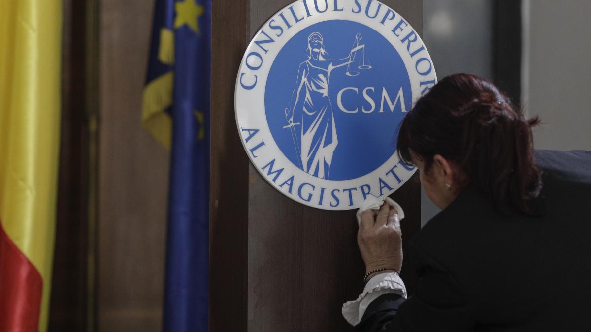 CSM anunta avizul pentru legea pensiilor magistratilor1763653793