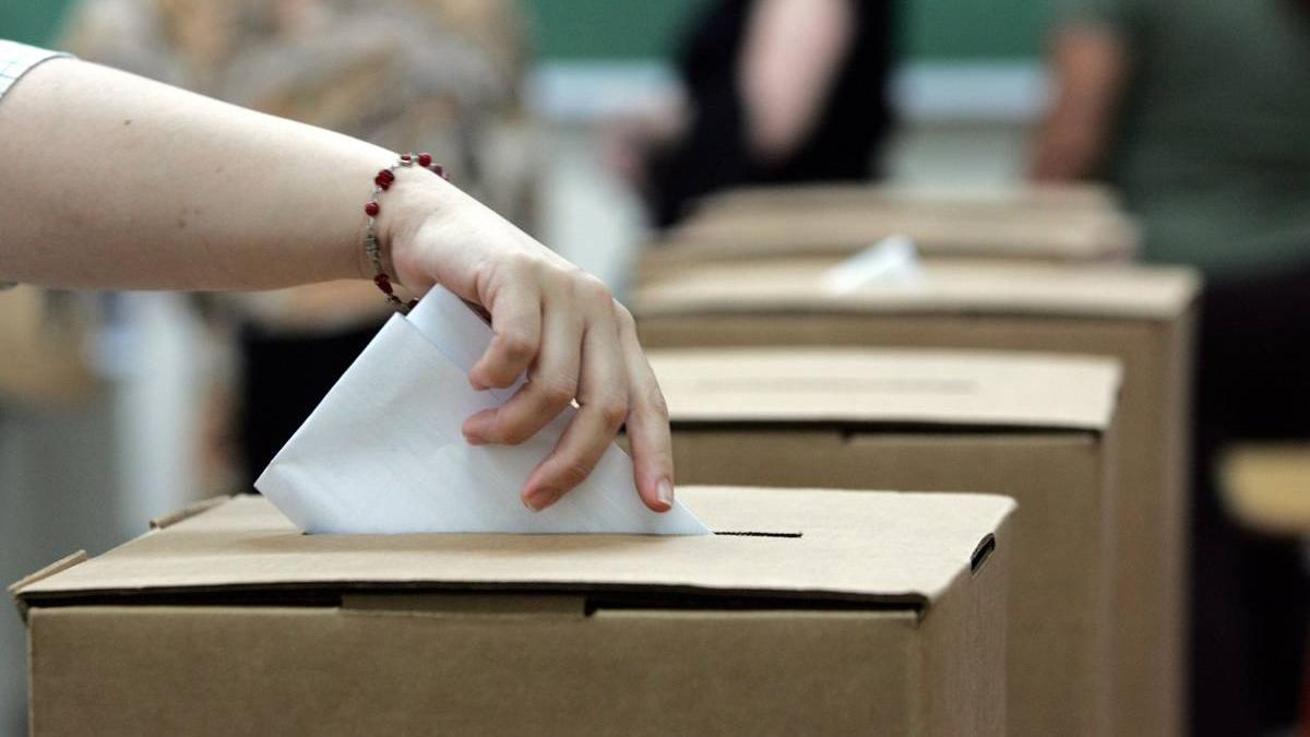 Depunerea candidaturilor pentru alegerile din 7 decembrie1762843943