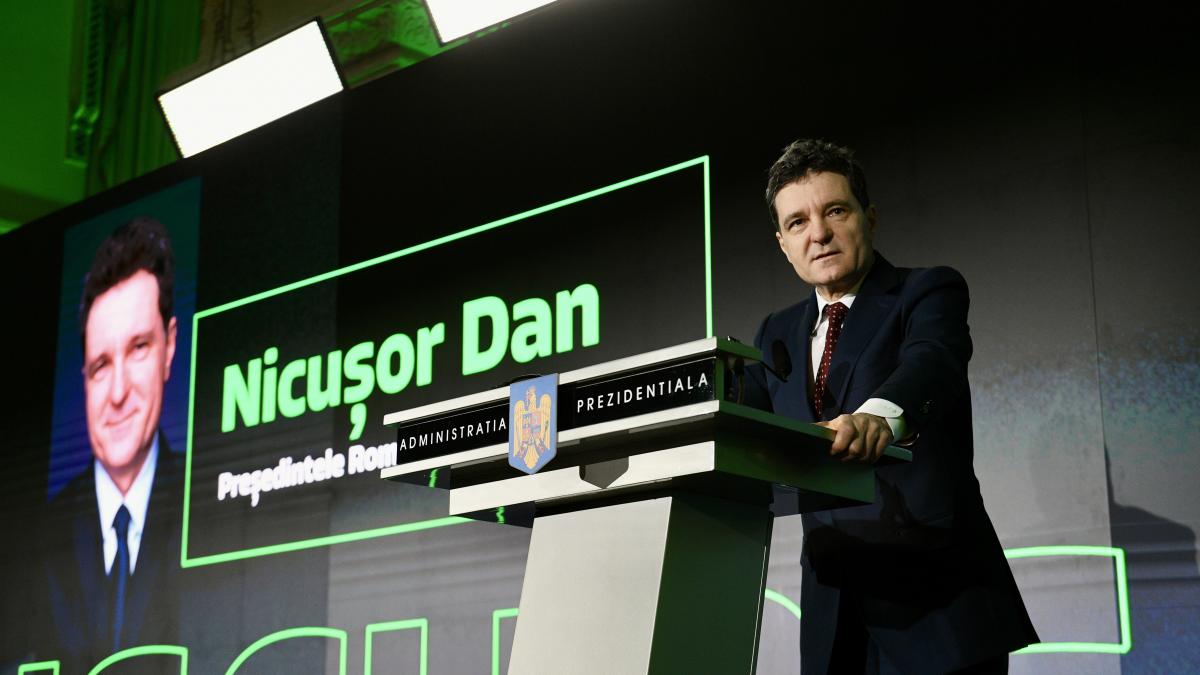 Nicuser Dan Campanie de dezinformare afecteaza demokratia1764065020