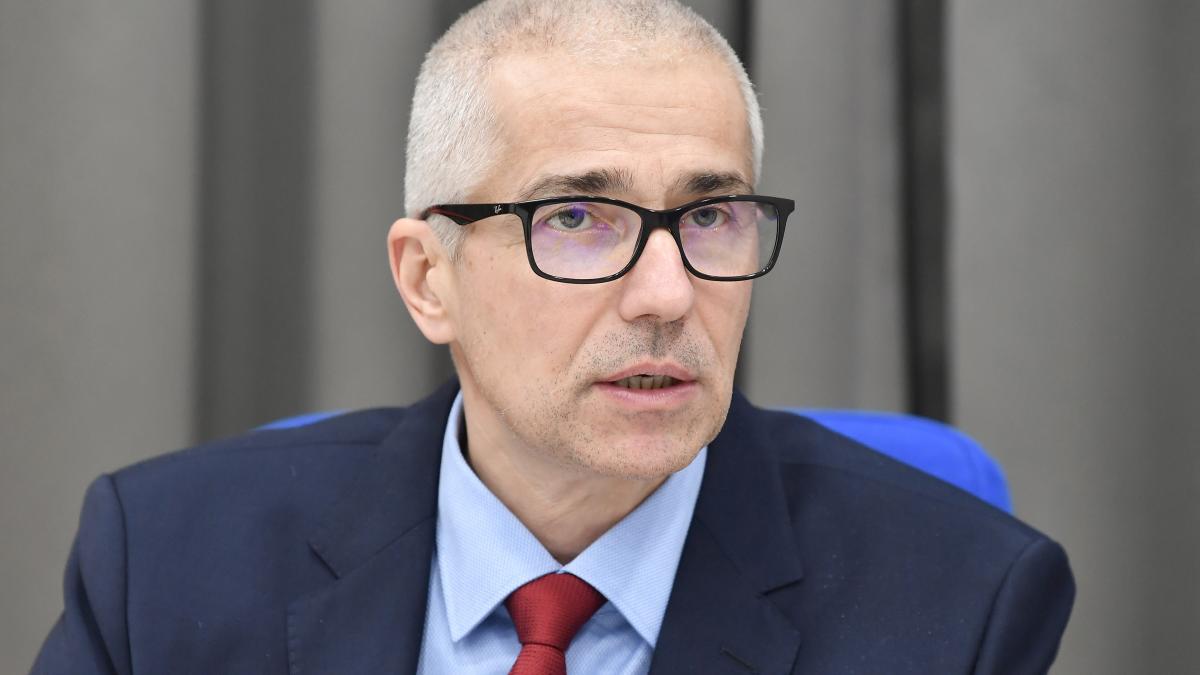 „Nu trebuie condamnaţi magistraţii” – Ministrul Justiţiei despre pensiile speciale 3 Nu trebuie condamnati magistratii Ministrul Justitiei despre pensiile speciale1762726332