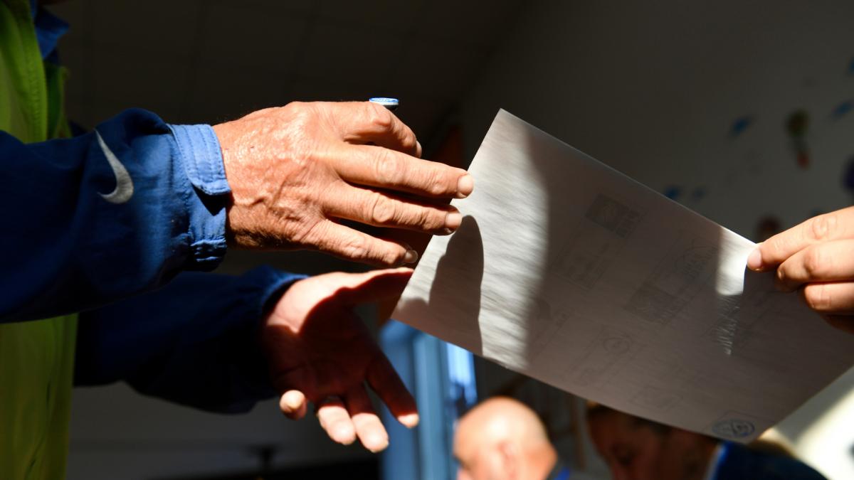 Ordinea candidatilor pe buletinul de vot 20251764004302