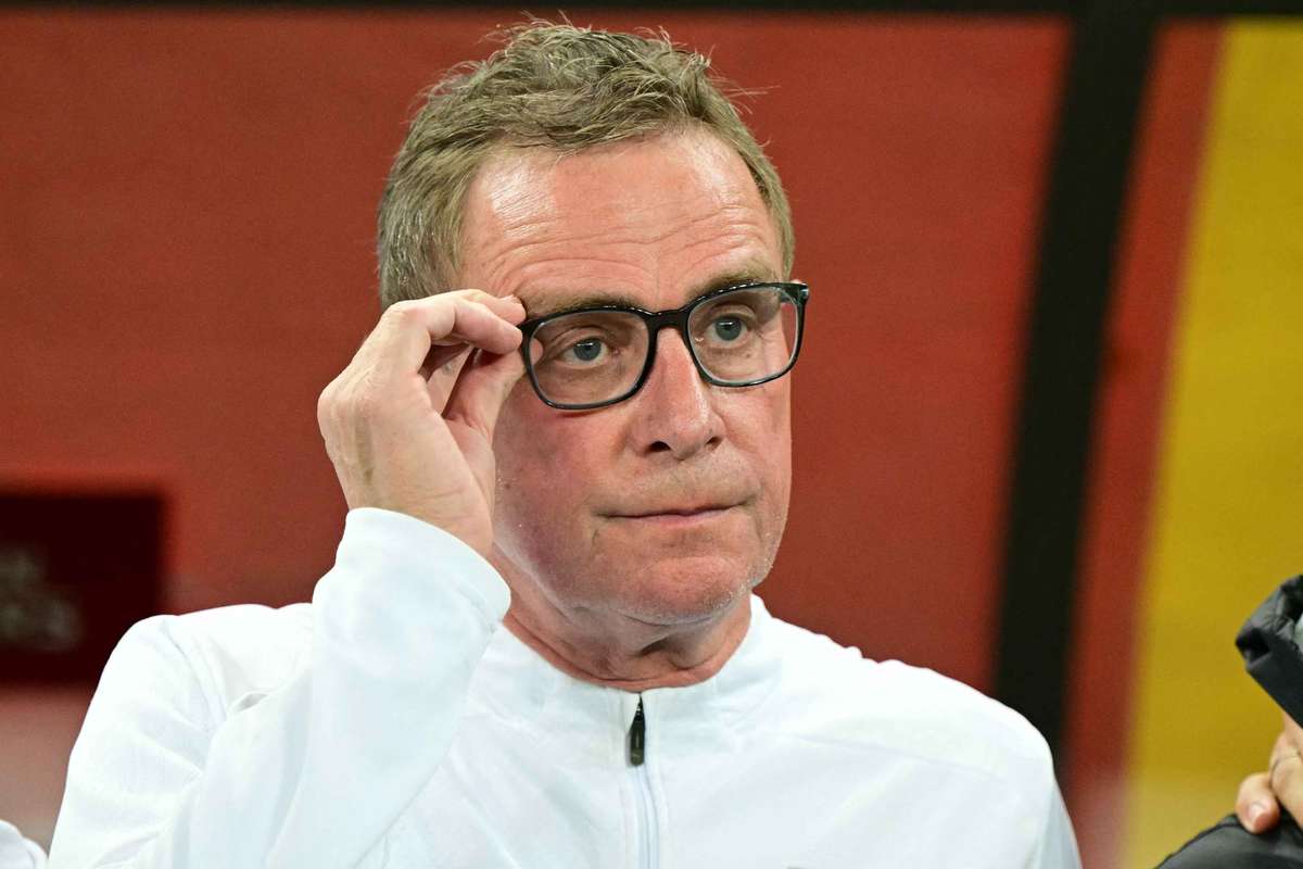 Ralf Rangnick replica acida la Lucescu Ma intereseaza la fel de mult ca1763218256