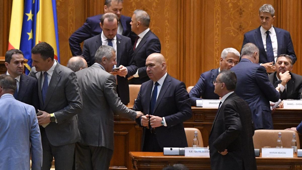 Specialii de la ANRE ASF si parlamentari exceptati de la interzicerea cumului pensie salariu1763842893