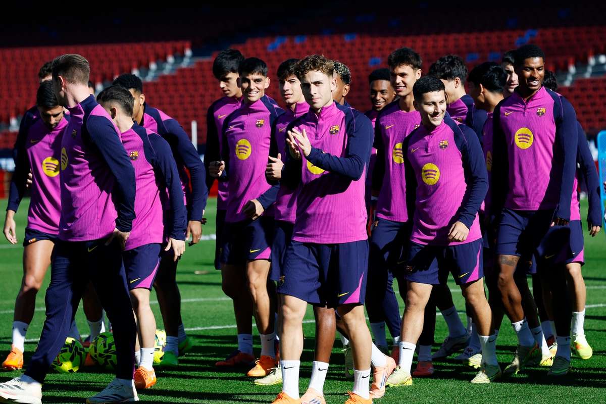UEFA a raspuns Barcelonavrea sa joace cu Eintracht Frankfurt in Champions League1763548801