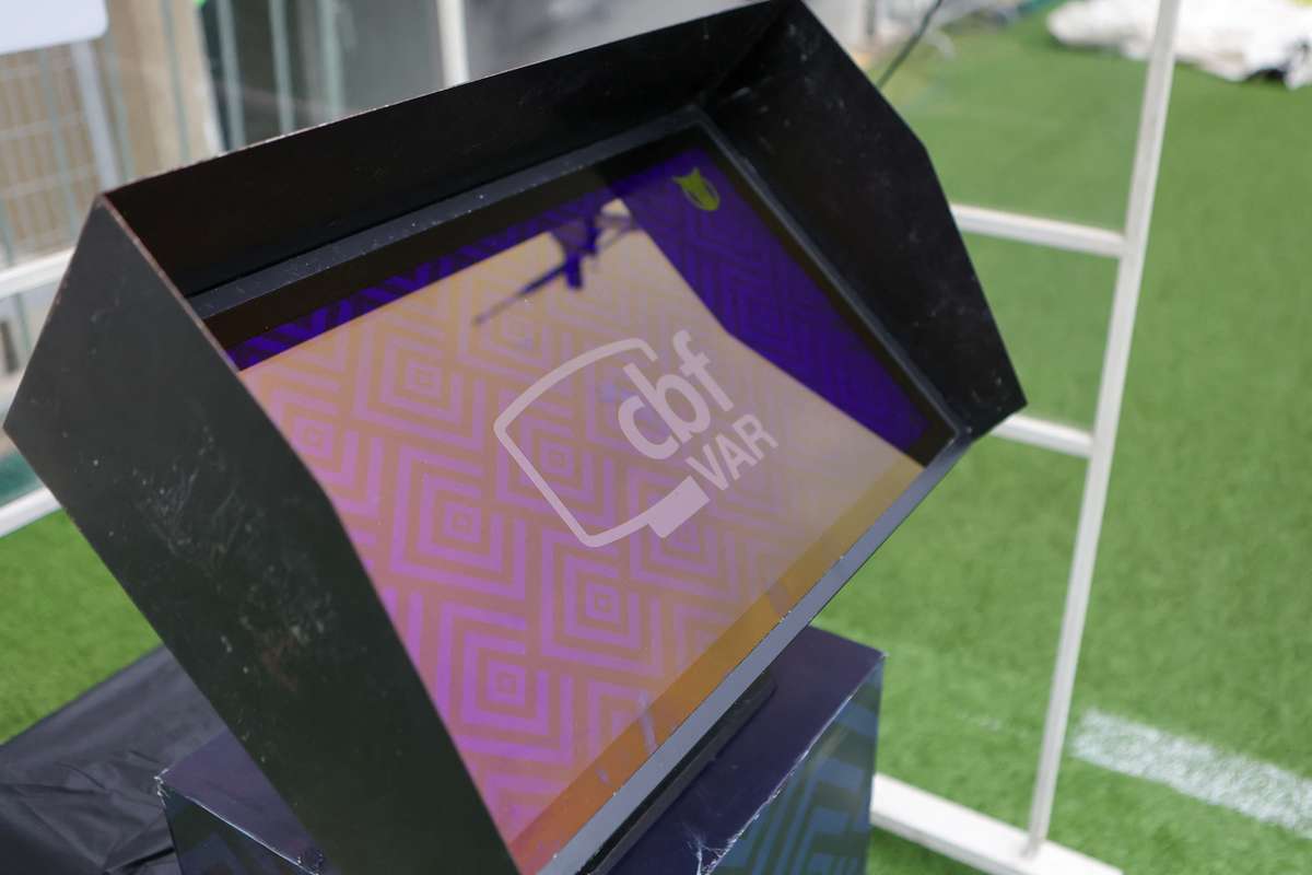 VAR le uureaz viaa arbitrilor Brazilia va avea offside semiautomat1762846332