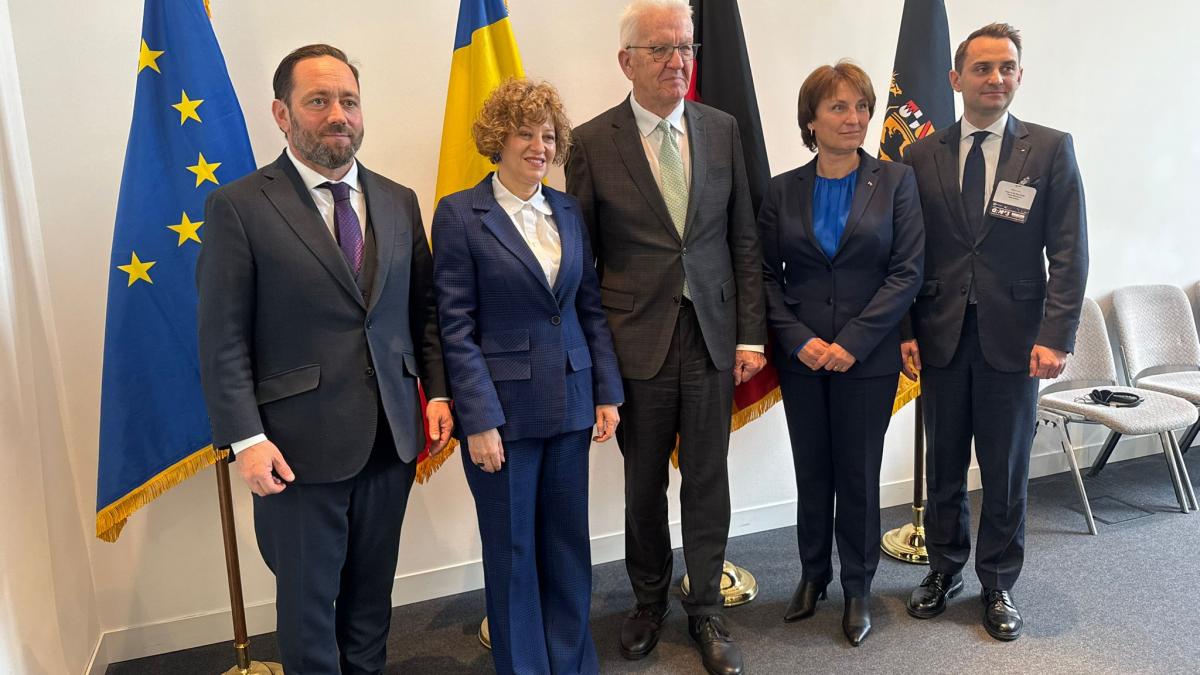 Vicepremierul Oana Gheorghiu si a prezentat bilantul lunar1764524087