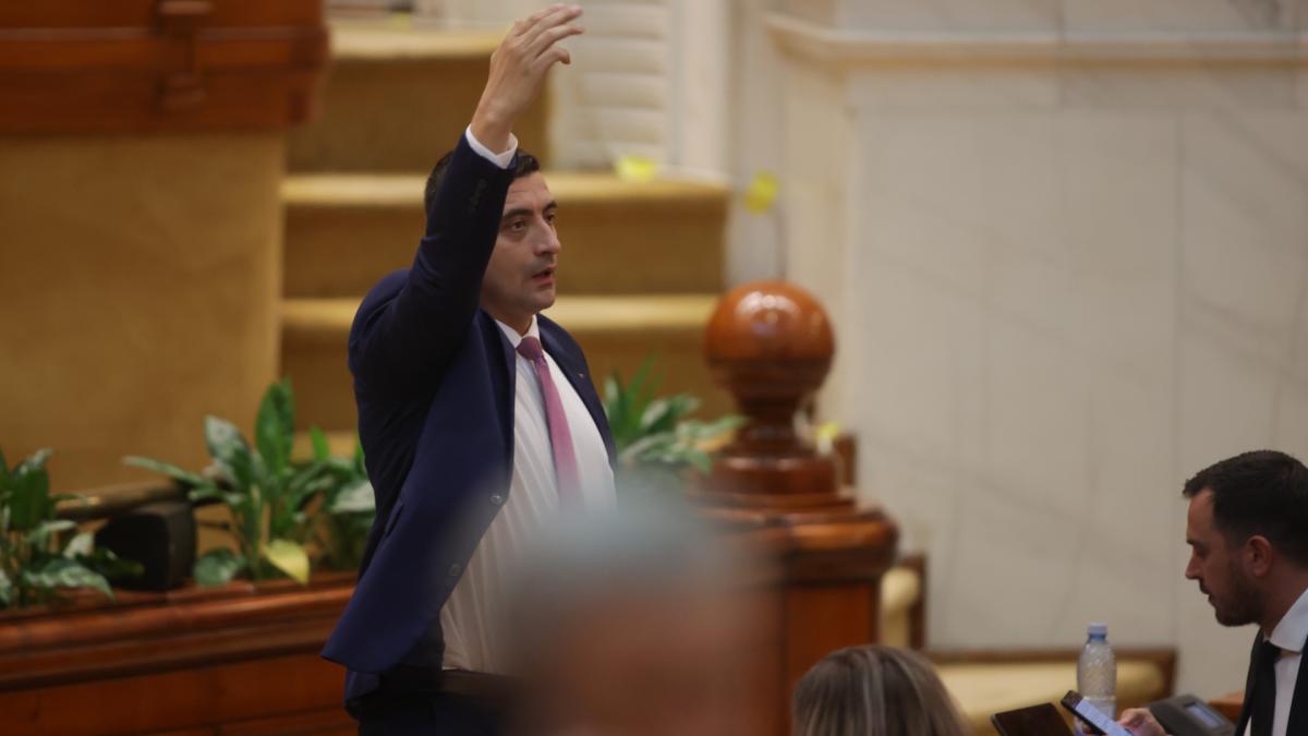 AUR anunta lipsa semnaturilor pentru suspendarea lui Nicusor Dan1766498965