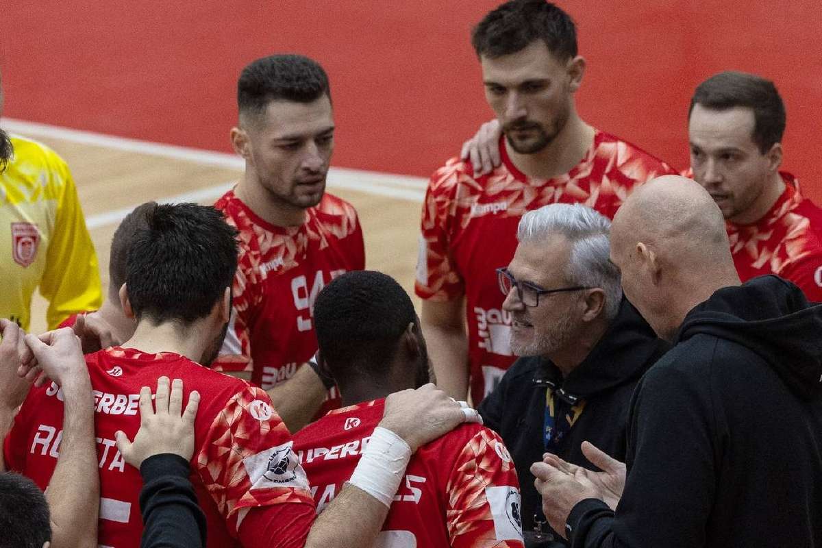 CS Dinamo invinsa acasa de Aalborg in Liga Campionilor1764793074