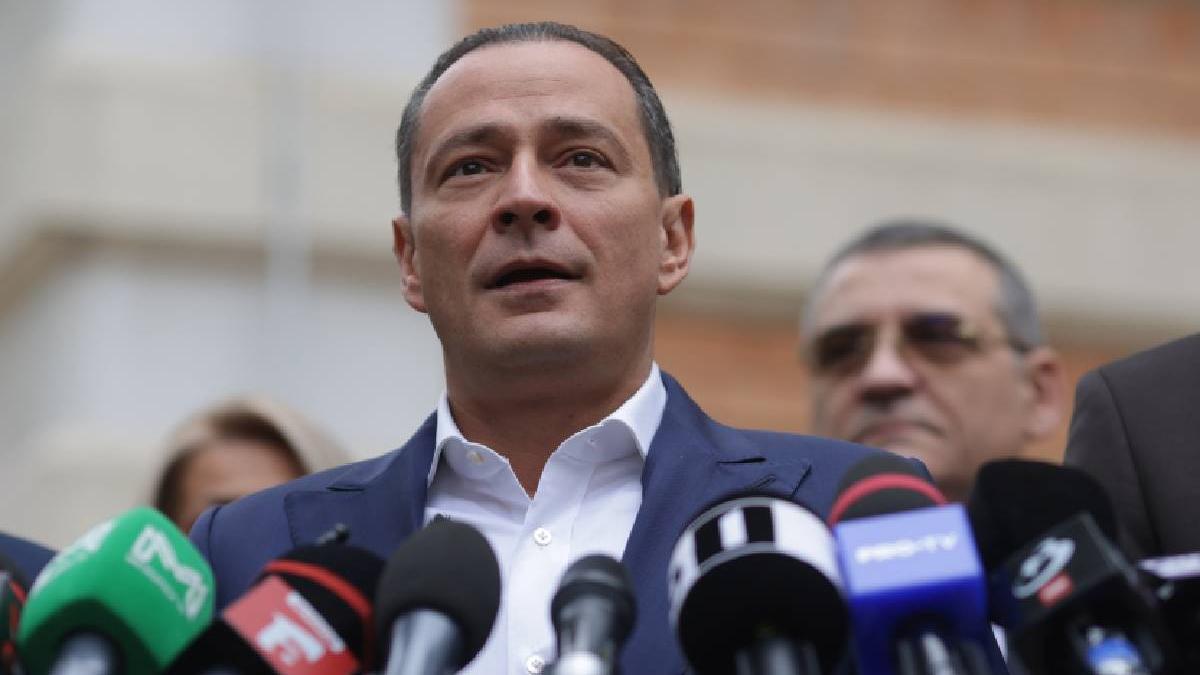 Daniel Baluta Vom supraveghea voturile pana la final1765154213