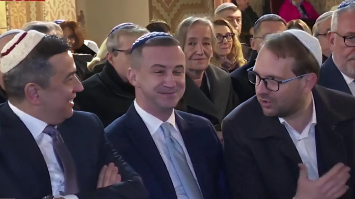 Dominic Fritz si Sorin Grindeanu razand dupa motiunea anti Buzoianu1765903200