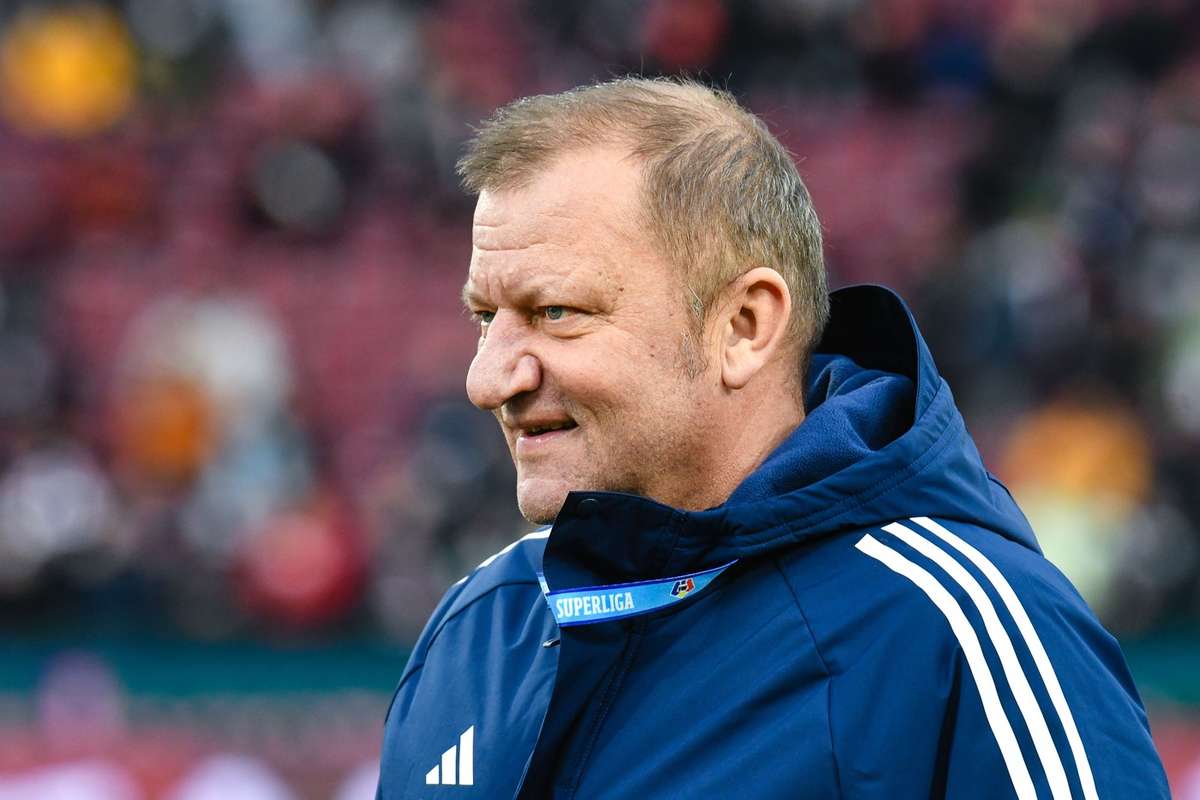 Dorinel Munteanu confirma discutiile cu Hermannstadt Sunt foarte bucuros1765119413