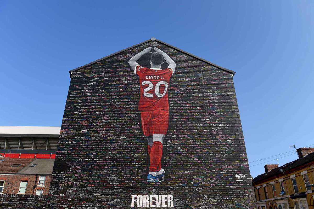 Fiii lui Diogo Jota vor fi mascote la Liverpool Wolves1766749750