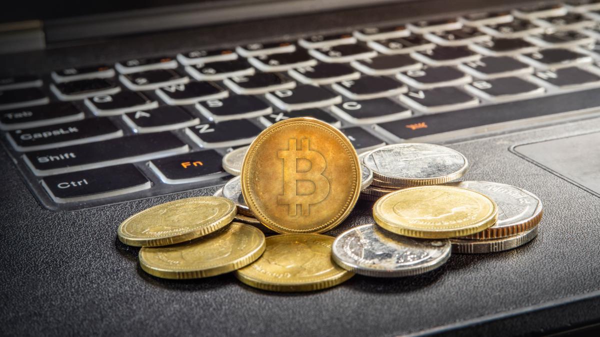 Guvernul a adoptat OUG pentru romanii cu venituri din cripto1764953217