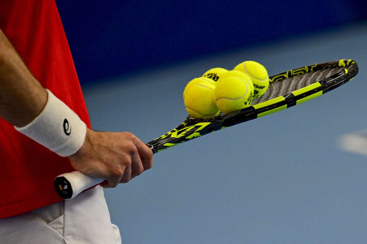 Inca un jucator de tenis suspendat pentru trucare meciuri1766318358