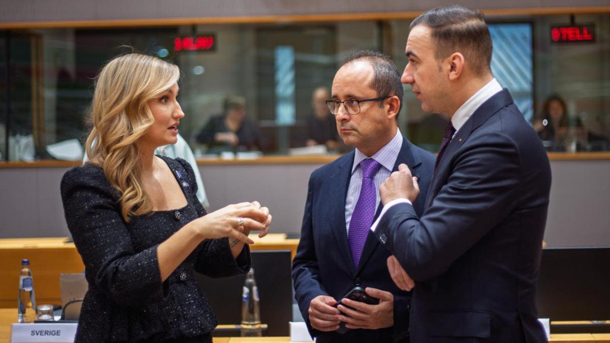 Ivan anunta ca Romania va beneficia de autostrada energetica europeana1765818429