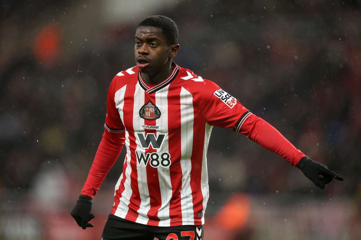 Manchester United si Chelsea interesate de un tanar de la Sunderland1765617409
