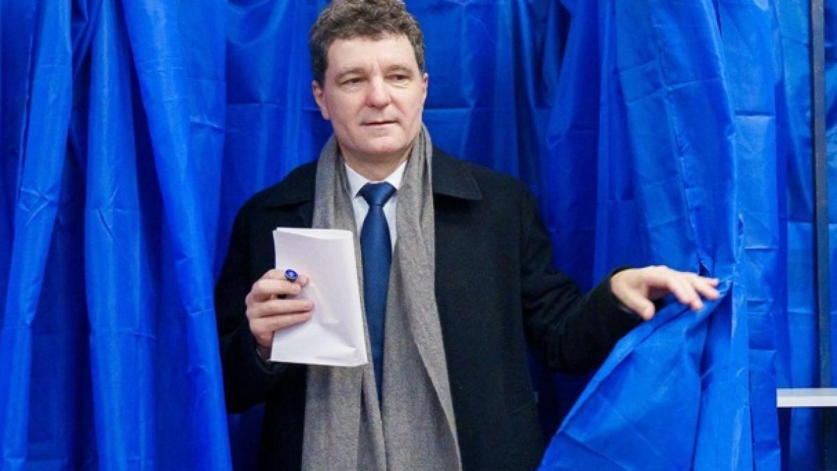 Nicusor Dan indeamna bucurestenii sa voteze1765118218