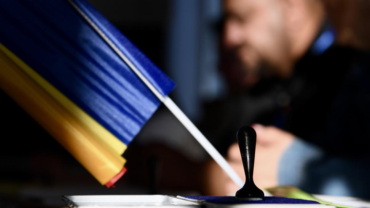 Opt candidati la alegerile CJ Buzau inclusiv un fost premier1764922624
