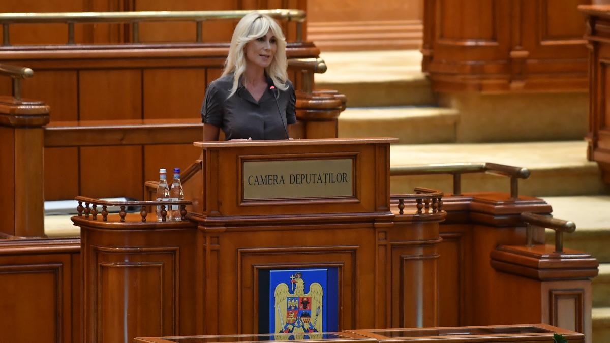 Raluca Turcan vrea sa schimbe legea CCR pentru sanctiuni1767018516