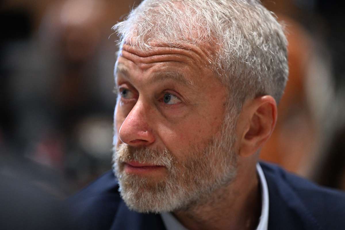 Ultimatum pentru Abramovich banii din Chelsea trebuie deblocati1765982996