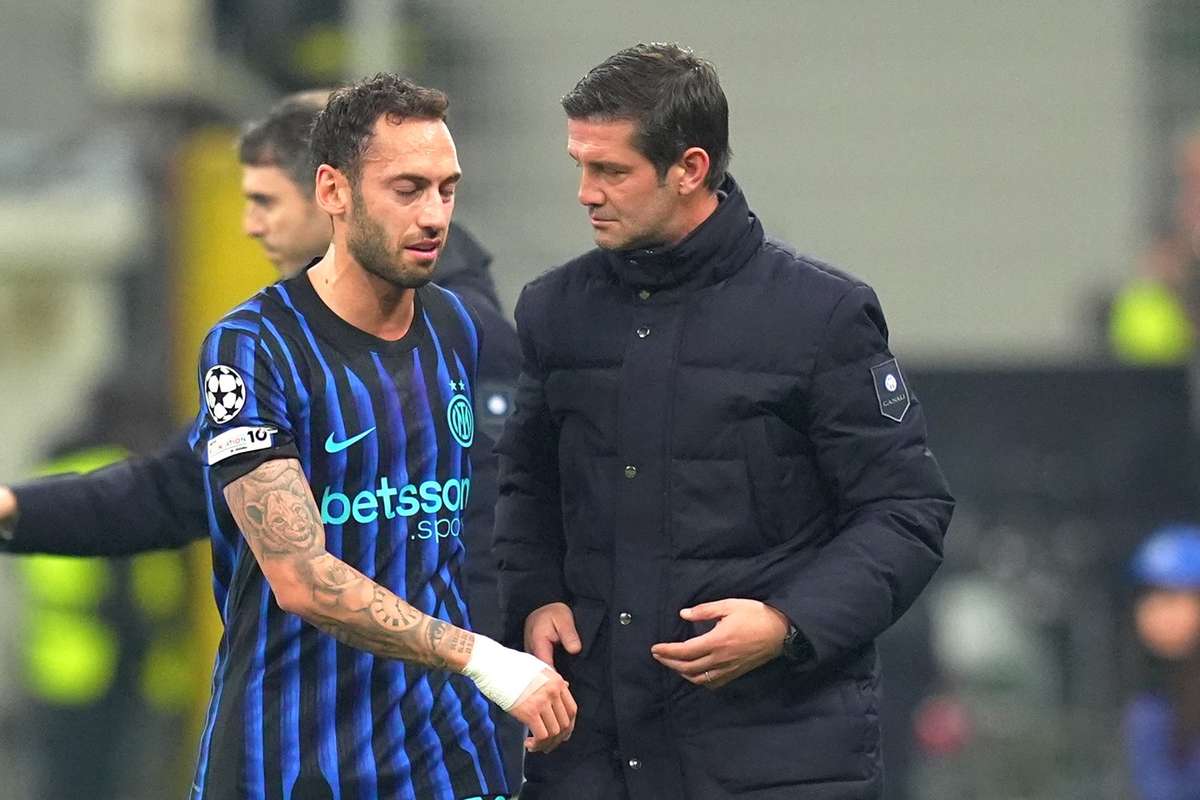 Anuntul de la Inter Calhanoglu indisponibil pentru Chivu1768321104