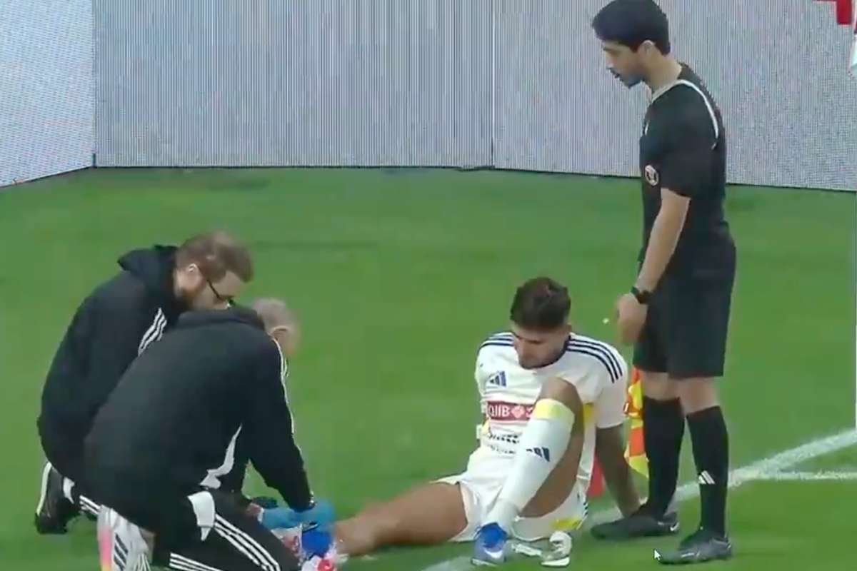 Florinel Coman a iesit accidentat dupa 30 de minute1768500504