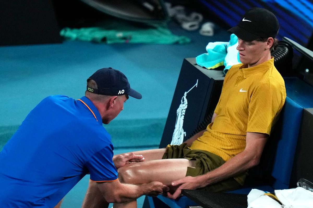 Jocurile de la Australian Open suspendate temporar din cauza caniculei Jannik Sinner in impas1769232502